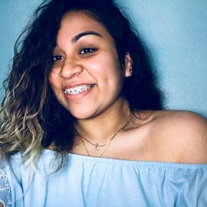 Meet your Posher, Lorena